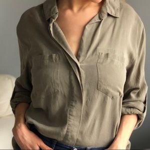 Cloth & Stone Olive Top